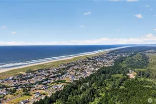 32311 North Pl, Ocean Park, WA 98640 - Photo 30