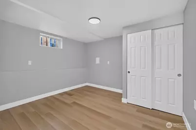 5561 23rd Avenue S, Seattle, WA 98108 - Photo 18