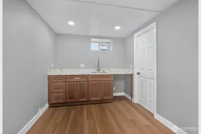 5561 23rd Avenue S, Seattle, WA 98108 - Photo 16