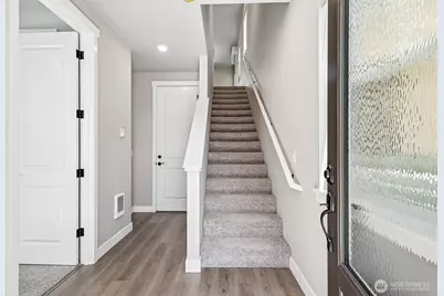 9007 172nd Street NE, Arlington, WA 98223 - Photo 2