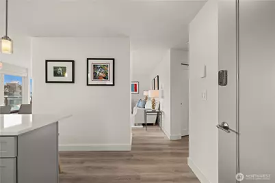 2360 43rd Avenue E #303, Seattle, WA 98112 - Photo 28