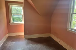 5247 Brooklyn Ave NE, Seattle, WA 98105 - Photo 10
