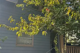 5247 Brooklyn Ave NE, Seattle, WA 98105 - Photo 14