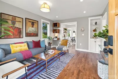 4247 S Eddy Street, Seattle, WA 98118 - Photo 2