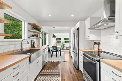 4247 S Eddy Street, Seattle, WA 98118 - Photo 4