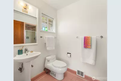 3023 E Laurelhurst Drive NE, Seattle, WA 98105 - Photo 20