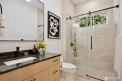 13344 SE Newport Way, Bellevue, WA 98006 - Photo 30