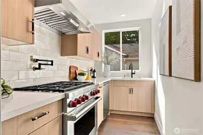 13344 SE Newport Way, Bellevue, WA 98006 - Photo 14