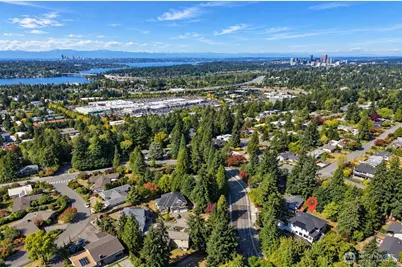 13344 SE Newport Way, Bellevue, WA 98006 - Photo 38