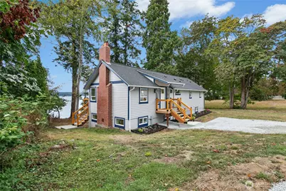 4140 S Camano Drive, Camano Island, WA 98282 - Photo 2