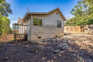 5208 15th Ave S, Seattle, WA 98108 - Photo 2