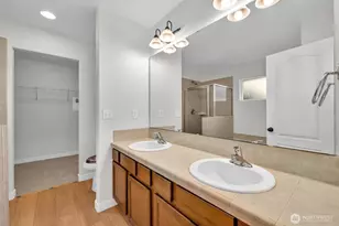 126 197th St SW, Bothell, WA 98012 - Photo 20