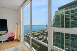 121 Stewart St, Seattle, WA 98101 - Photo 2