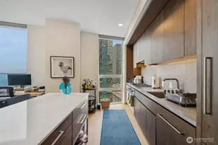 121 Stewart St, Seattle, WA 98101 - Photo 14