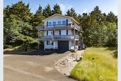 33304 J Place, Ocean Park, WA 98640 - Photo 2