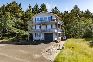 33304 J Pl, Ocean Park, WA 98640 - Photo 2