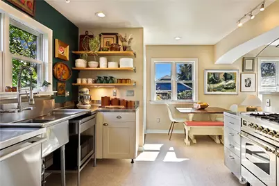 1023 N 49th Street, Seattle, WA 98103 - Photo 14