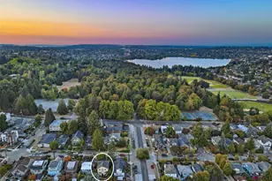1023 N 49th St, Seattle, WA 98103 - Photo 38