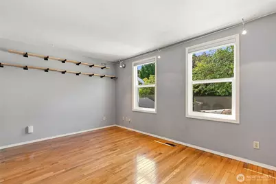 3812 25th Avenue W #4B, Seattle, WA 98199 - Photo 22