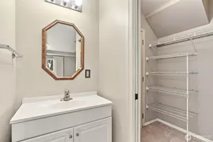 3812 25th Ave W, Seattle, WA 98199 - Photo 28