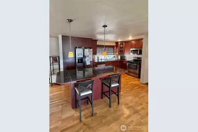 1516 Bradley Court, Bremerton, WA 98310 - Photo 8