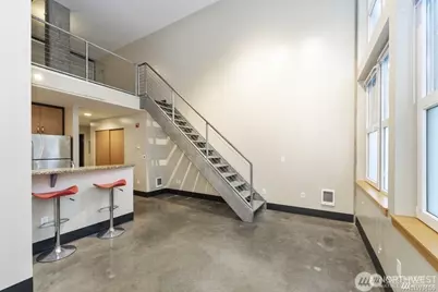 2440 Western Avenue #201, Seattle, WA 98121 - Photo 4