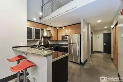 2440 Western Avenue #201, Seattle, WA 98121 - Photo 6