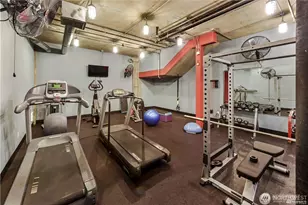 2440 Western Ave, Seattle, WA 98121 - Photo 12