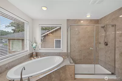 25528 Lake Wilderness Place SE, Maple Valley, WA 98038 - Photo 20