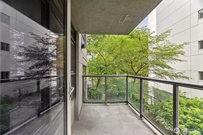 1420 Terry Avenue #201, Seattle, WA 98101 - Photo 14