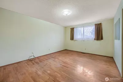 12524 13th Avenue SW, Burien, WA 98146 - Photo 14