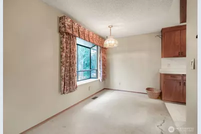 12524 13th Avenue SW, Burien, WA 98146 - Photo 8