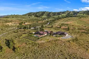 825 Hawks Meadow Rd, Chelan, WA 98816 - Photo 2