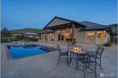 825 Hawks Meadow Road, Chelan, WA 98816 - Photo 34