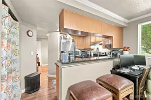 12024 100th Ave NE, Kirkland, WA 98034 - Photo 8