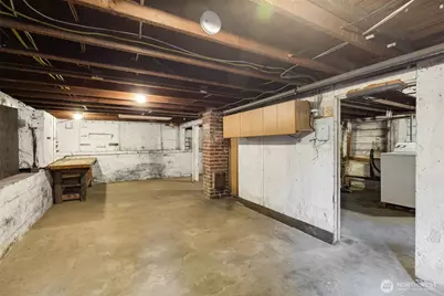 313 NE 76th Street, Seattle, WA 98115 - Photo 30