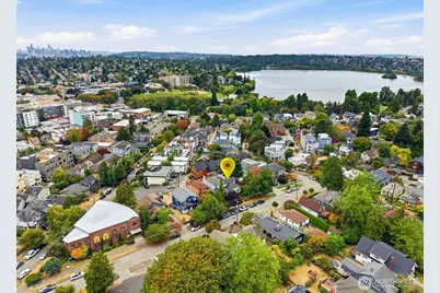 313 NE 76th Street, Seattle, WA 98115 - Photo 36