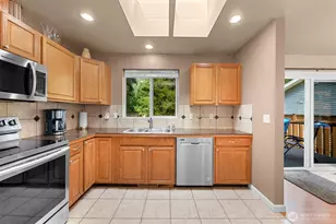 333 Lakeside Dr, Sedro Woolley, WA 98284 - Photo 4