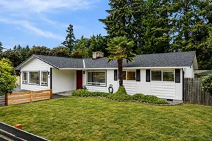 528 SW 118th St, Seattle, WA 98146 - Photo 2