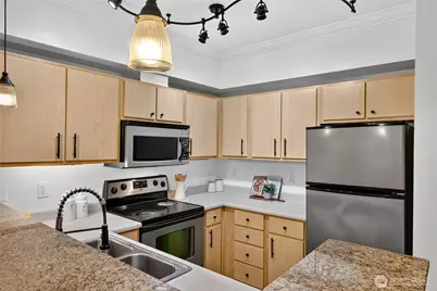 10709 Valley View Road #C103, Bothell, WA 98011 - Photo 8