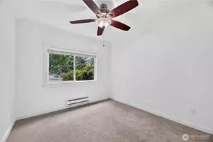 10709 Valley View Rd, Bothell, WA 98011 - Photo 18