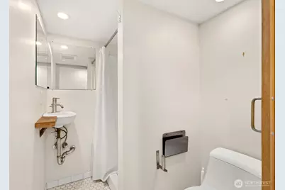 112 18th Avenue, Seattle, WA 98122 - Photo 12