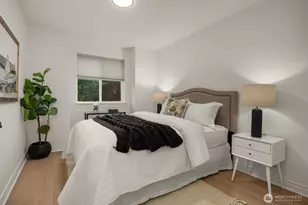 1102 Bellevue Way SE, Bellevue, WA 98004 - Photo 16
