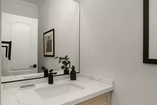 1102 Bellevue Way SE, Bellevue, WA 98004 - Photo 14