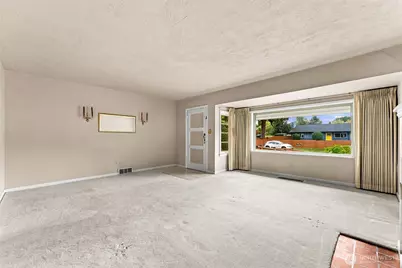 10454 2nd Avenue S, Seattle, WA 98168 - Photo 4