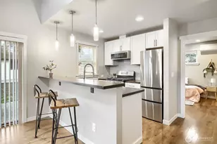 12757 Dayton Ave N, Seattle, WA 98133 - Photo 6