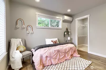 12757 Dayton Avenue N #B, Seattle, WA 98133 - Photo 14