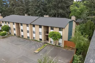 16200 NE 12th Ct, Bellevue, WA 98008 - Photo 2