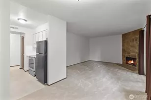 16200 NE 12th Ct, Bellevue, WA 98008 - Photo 10
