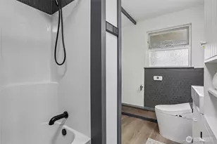 2002 211th Pl SW, Lynnwood, WA 98036 - Photo 18
